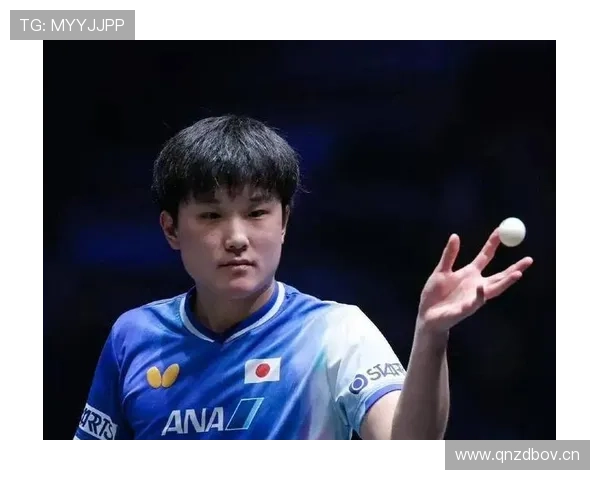 张本智和训练间隙居然吃泡面？这生活差距我真的没法理解！