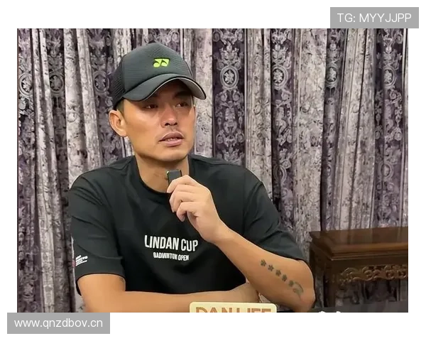 林丹出门像邻家大叔，手里那只包让我怀疑自己是不是看错剧本